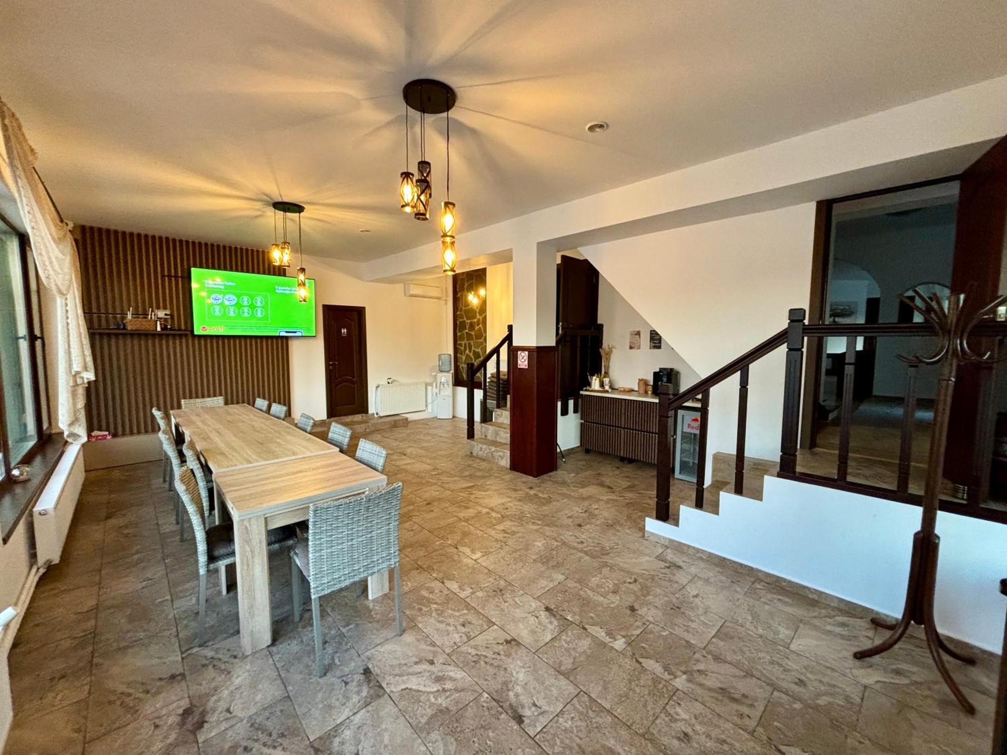 Villa Art Of Harmony Piatra Neamţ Exterior foto