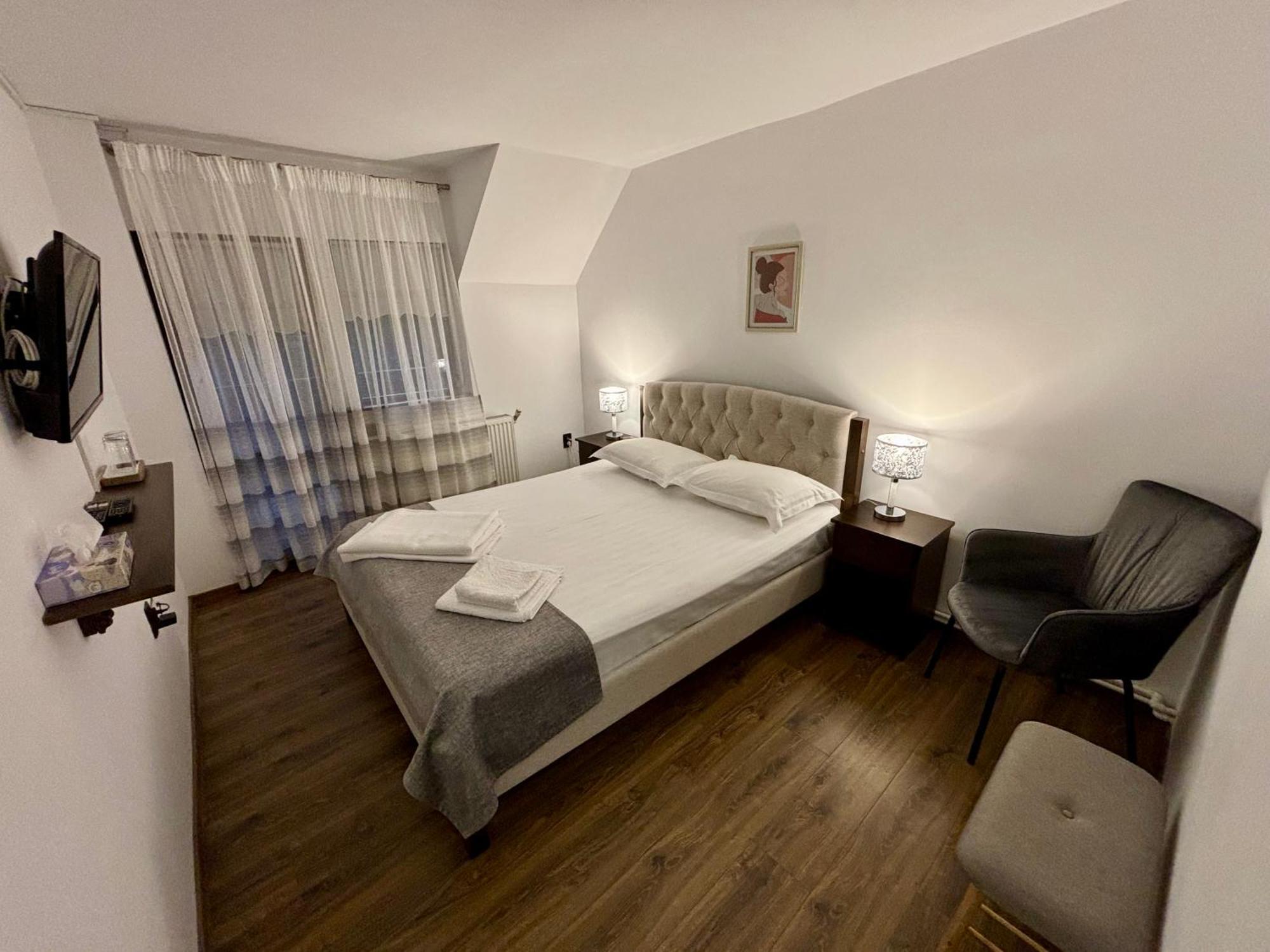 Villa Art Of Harmony Piatra Neamţ Exterior foto